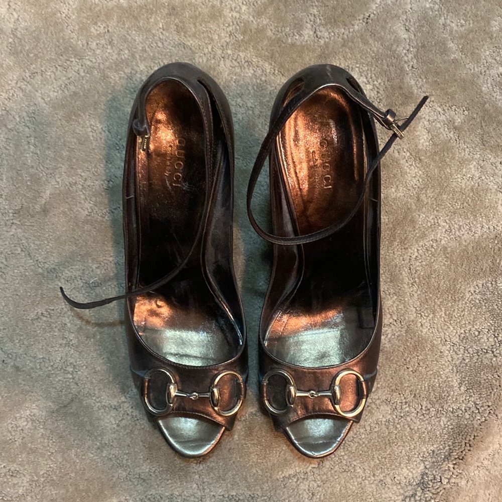 Gucci shoes